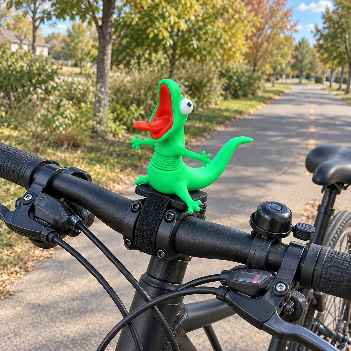 🔥Buy More Save More🔥- 🦎🏍Wobbly Riding Buddy – Car & Motorcycle Decor