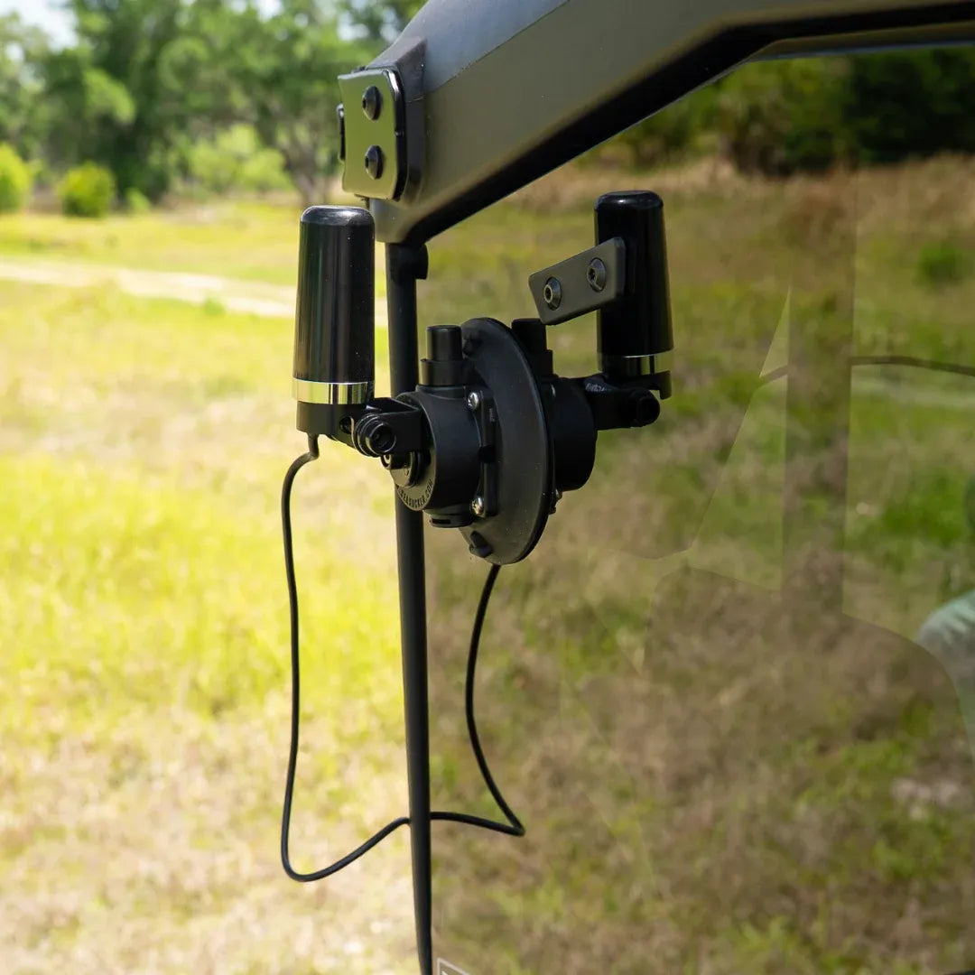 🔥Last Day 49% OFF - Universal GMRS Antenna Mount – Heavy-Duty Radio Antenna Bracket for Cars, SUVs, Trucks, Off-Road Vehicles & Boats
