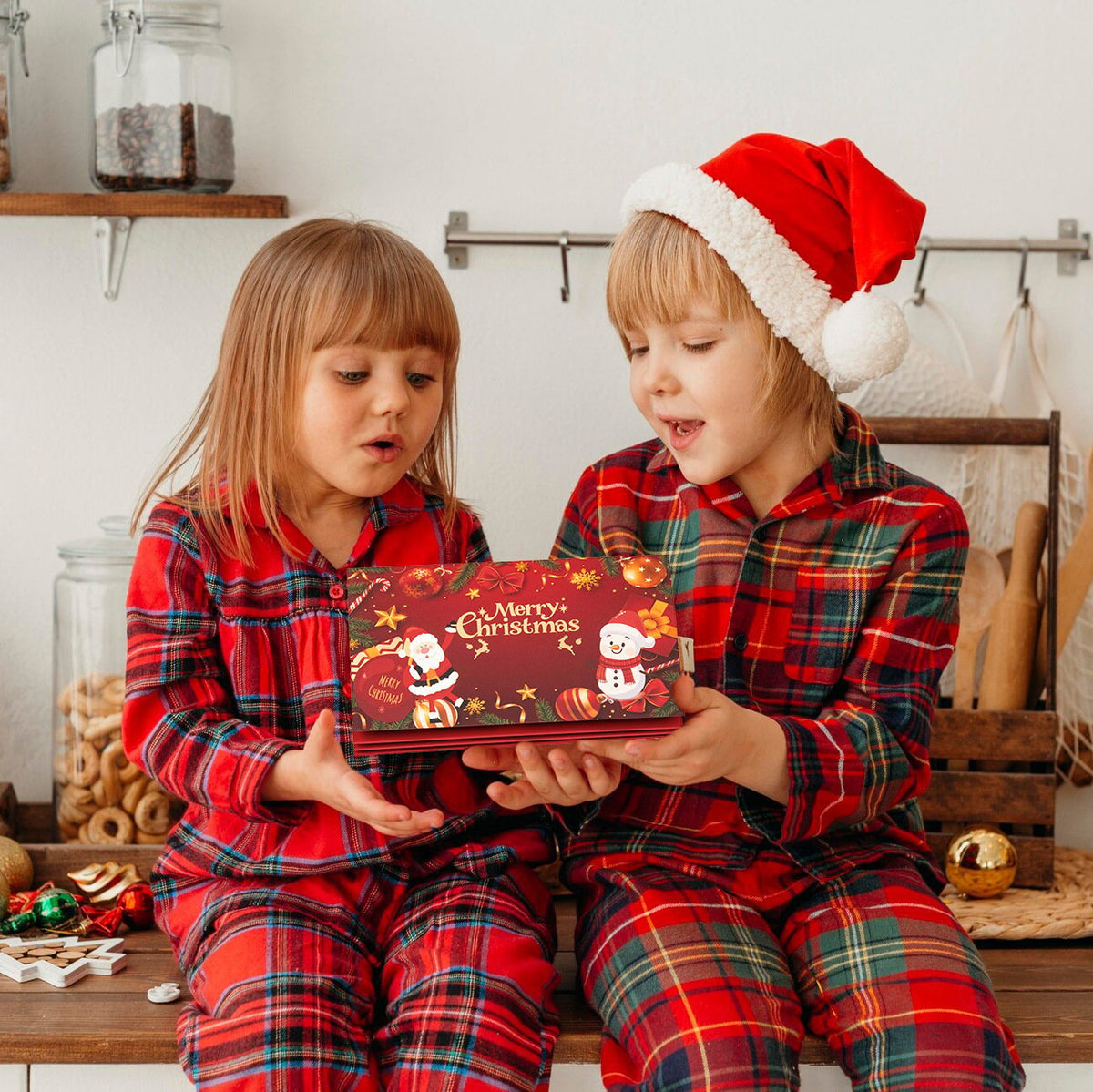 ⚡ 50K+ SOLD! Almost Gone-🎅💸Christmas Cash Gift Envelope– A creative way to give cash this Christmas!